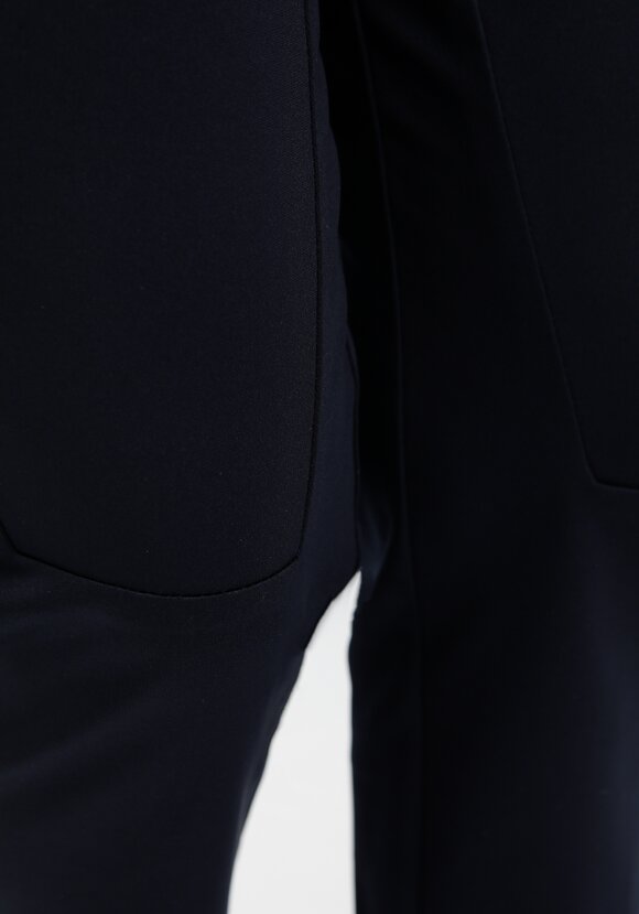 Брюки оригинального кроя на резинке шир.  580, рис. 33