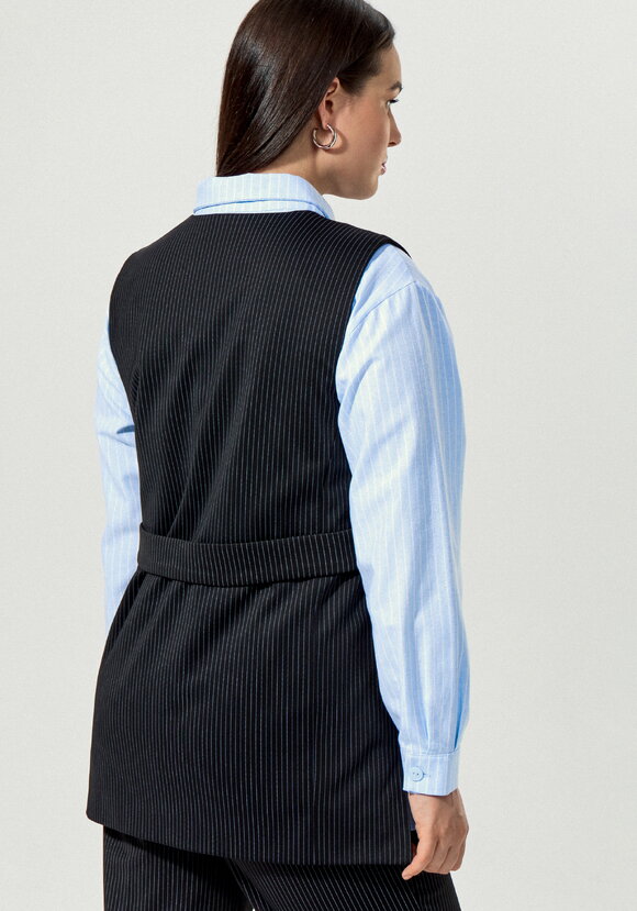 Жилет в полоску на пуговицах шир.  580, рис. 3