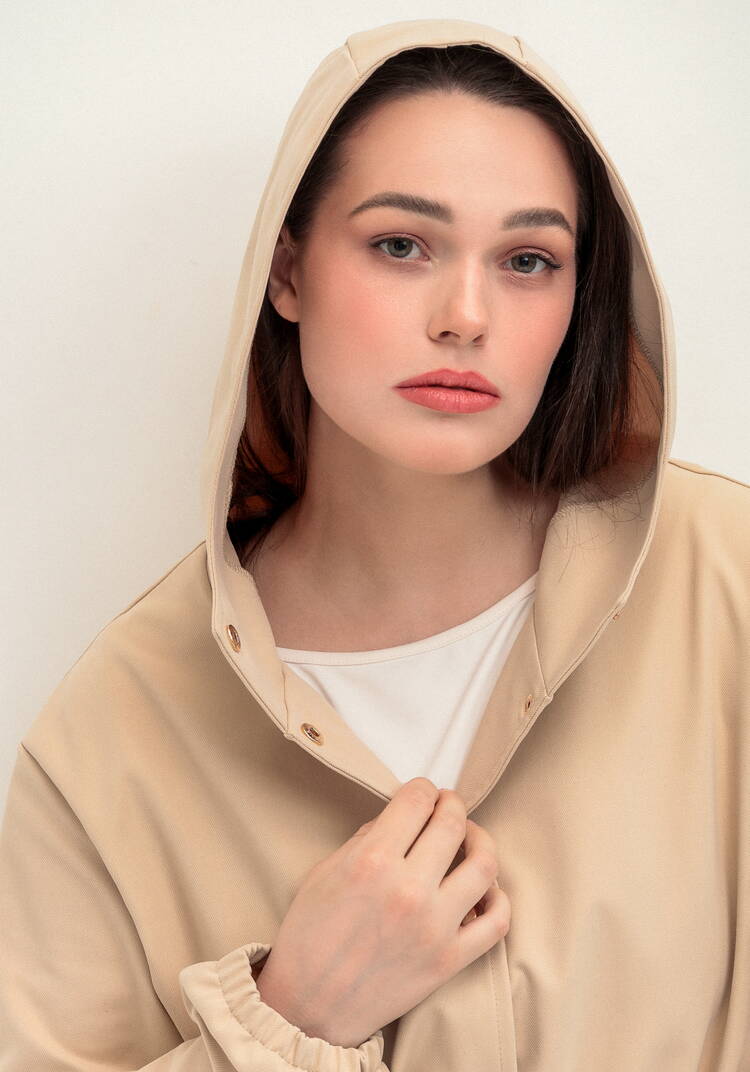 Ветровка с капюшоном и талии на кулиске шир.  750, рис. 5