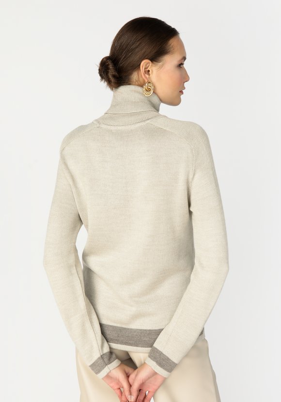 Свитер с контрастной отделкой по низу изделия шир.  580, рис. 7