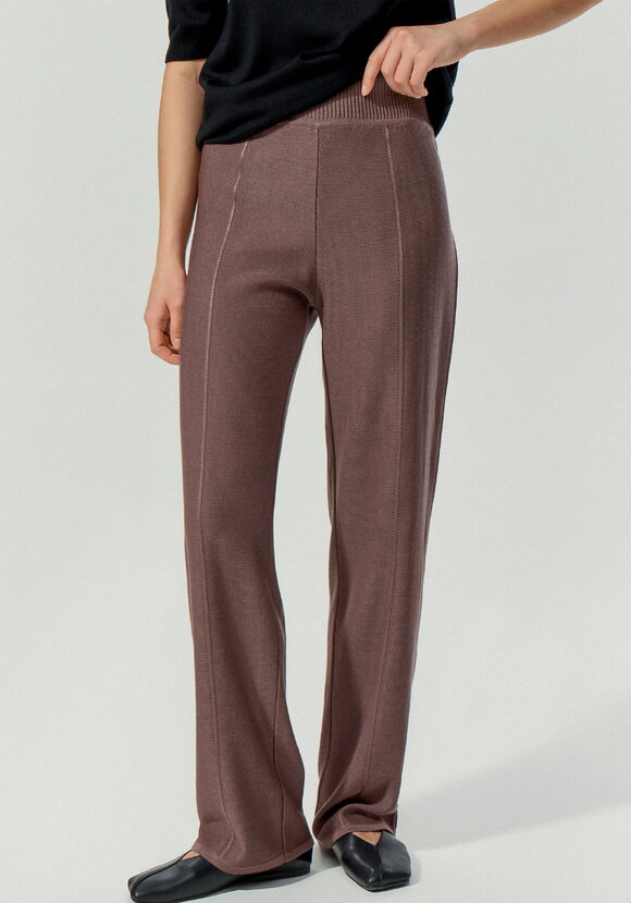 Брюки прямые вязаные со стрелкой шир.  580, рис. 4