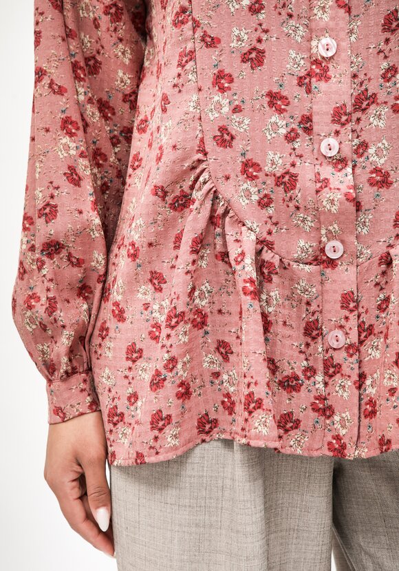 Блуза с круглым воротником на стойке шир.  580, рис. 11