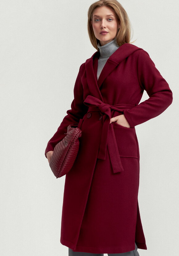 Пальто удлиненное на запах с разрезами шир.  580, рис. 32