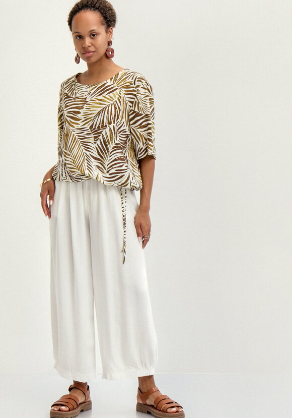 Брюки свободного кроя на резинке по низу шир.  580, рис. 7