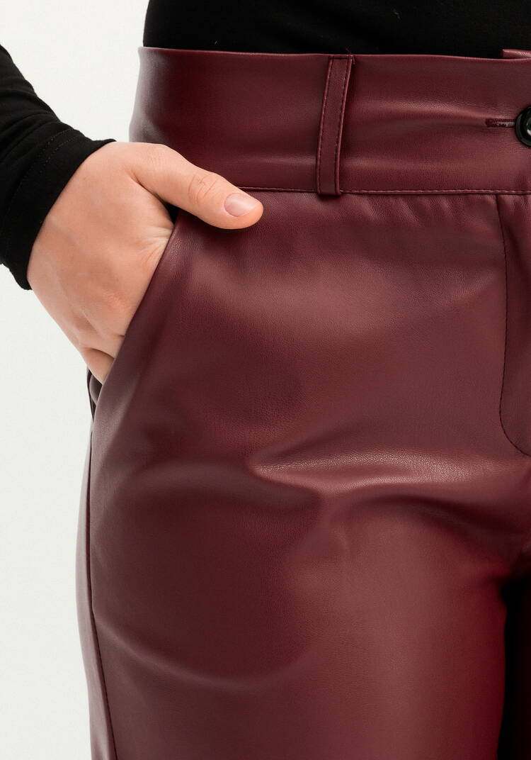 Брюки прямого кроя из экокожи шир.  750, рис. 5