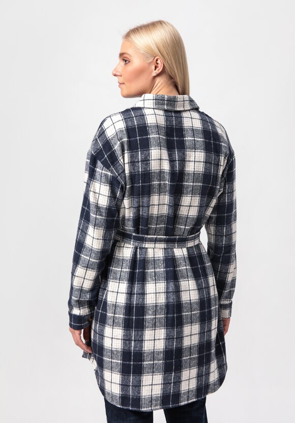 Рубашка удлиненная с поясом шир.  580, рис. 17