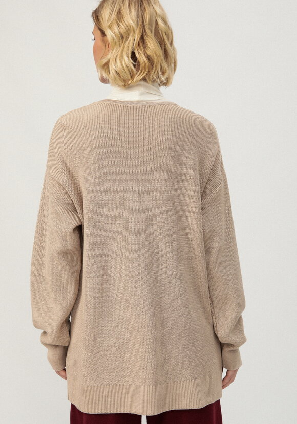 Кардиган со спущенным плечом шир.  580, рис. 15