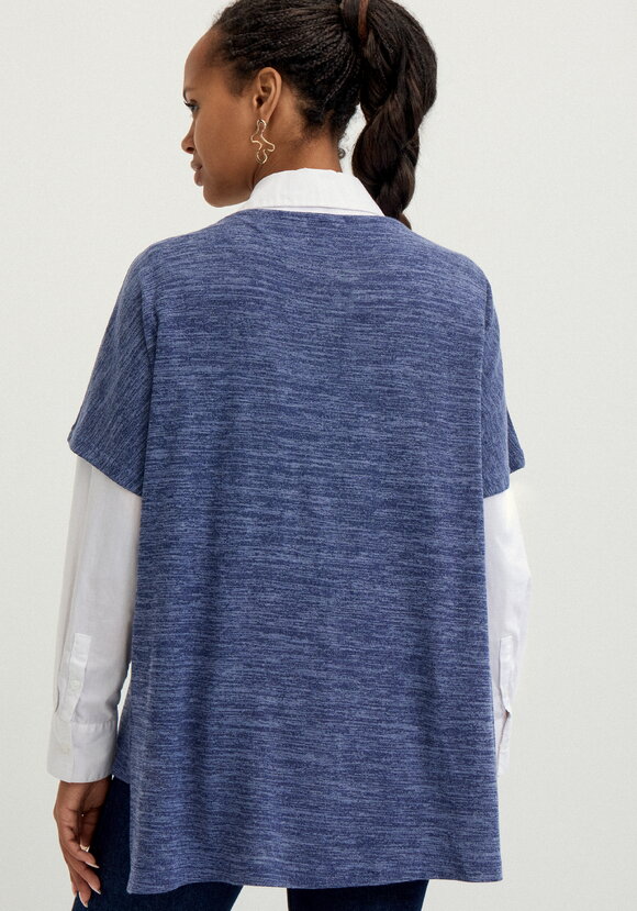 Жилет с ассиметричным низом шир.  580, рис. 21