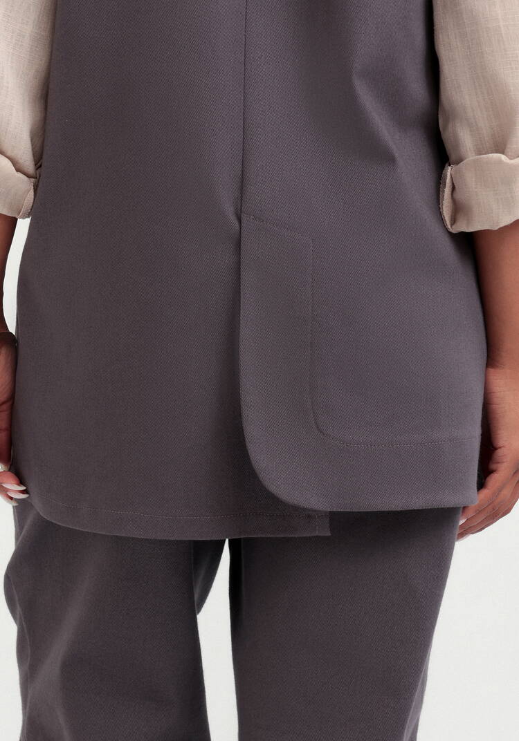 Жилет с асимметричной застежкой шир.  750, рис. 14