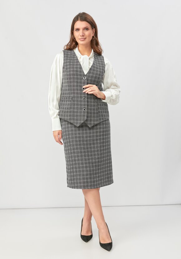 Жилет на пуговицах из фактурной ткани шир.  580, рис. 2