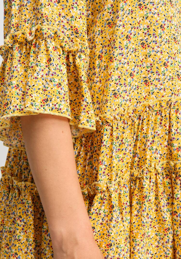 Блуза с воланом по низу и на рукавах шир.  750, рис. 15