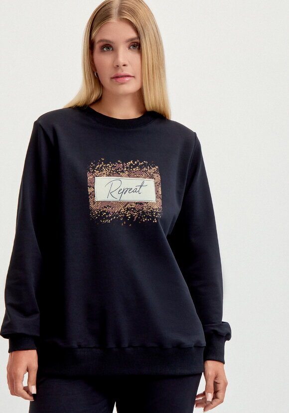 Костюм свитшот с принтом и брюки шир.  580, рис. 21