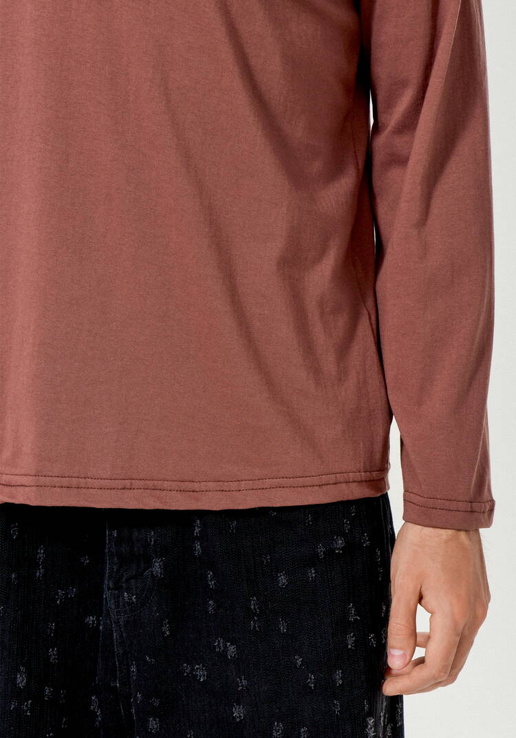 Лонгсливы с лаконичным принтом, 2 шт. шир.  750, рис. 47