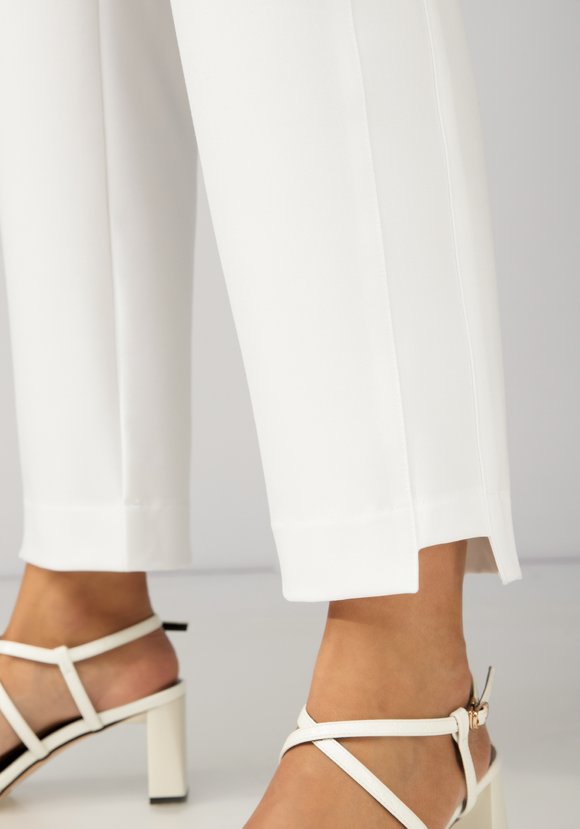 Брюки с конструктивным кроем шир.  580, рис. 12