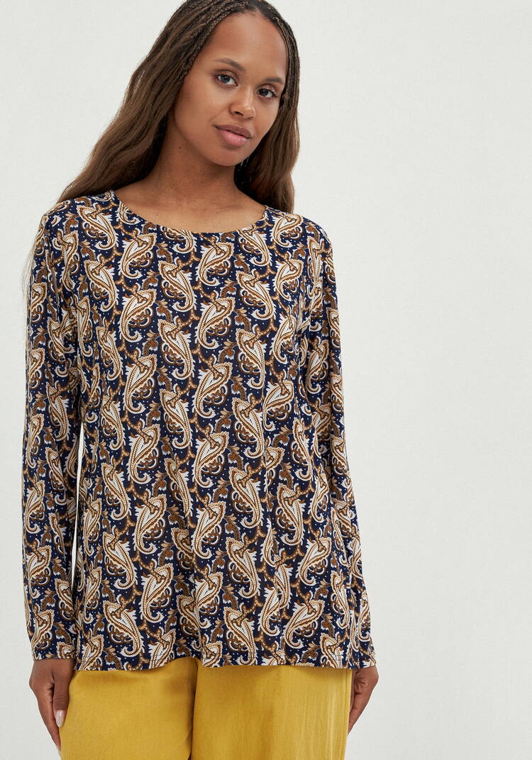 Лонгслив Эмилия шир.  750, рис. 44