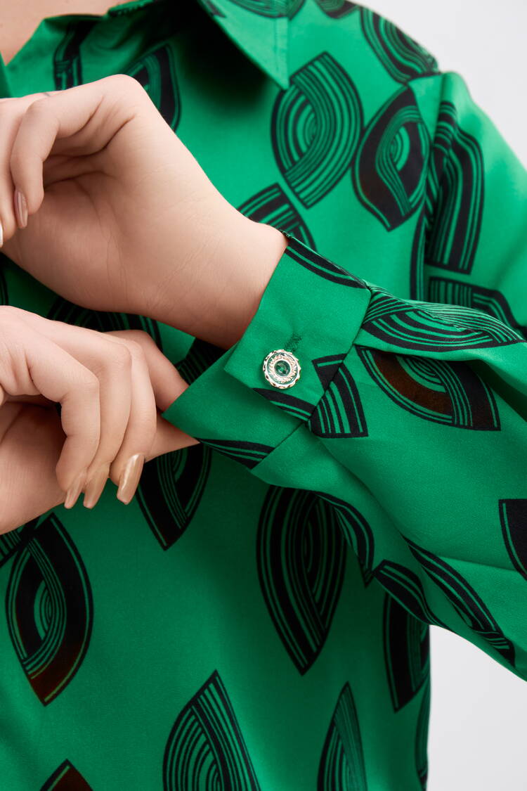 Блуза свободного кроя с застежкой шир.  750, рис. 11