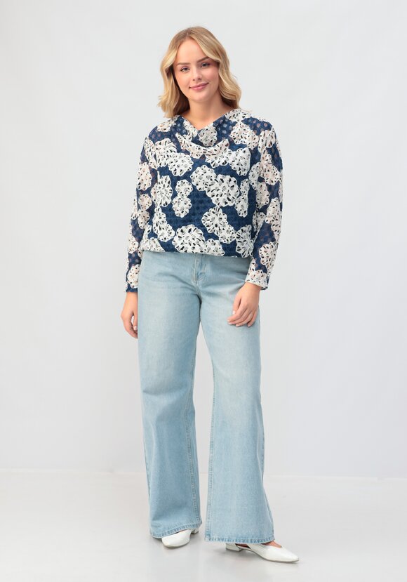 Джемпер из ажура с горловиной качели шир.  580, рис. 2