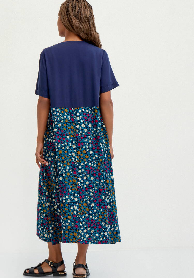 Платье  из комбинированной ткани с принтом шир.  750, рис. 11