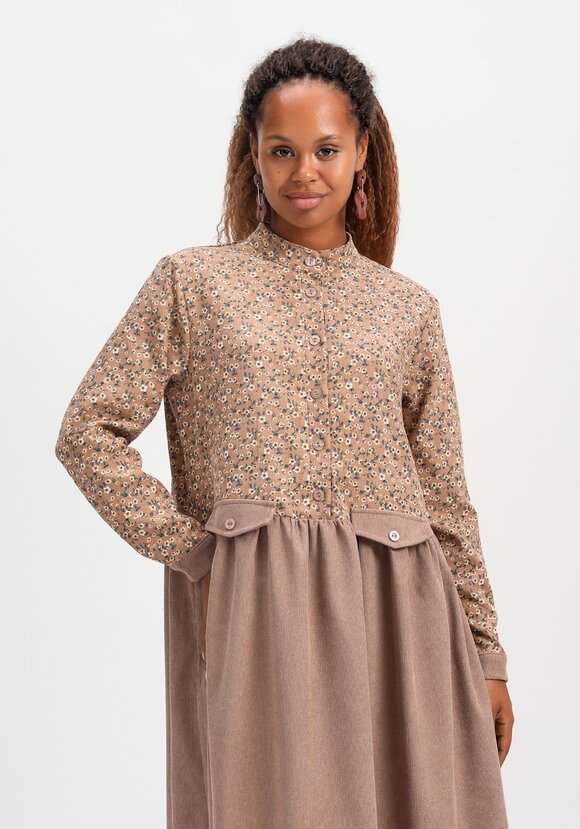 Платье комбинированное с воротником-стойкой шир.  580, рис. 18