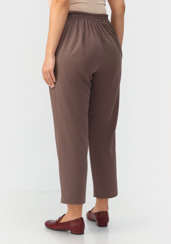 Брюки с декоративными хлястиками шир.  580, рис. 3