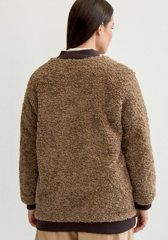 Бомбер на молнии в стиле тедди шир.  580, рис. 24