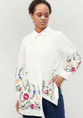 Рубашка с цветочной вышивкой