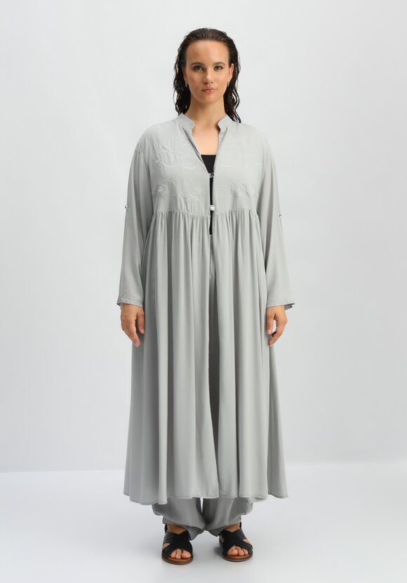 Рубашка удлиненная с вышивкой на кокетке шир.  580, рис. 24