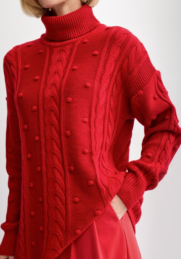 Джемпер с высокой горловиной и косами шир.  580, рис. 27