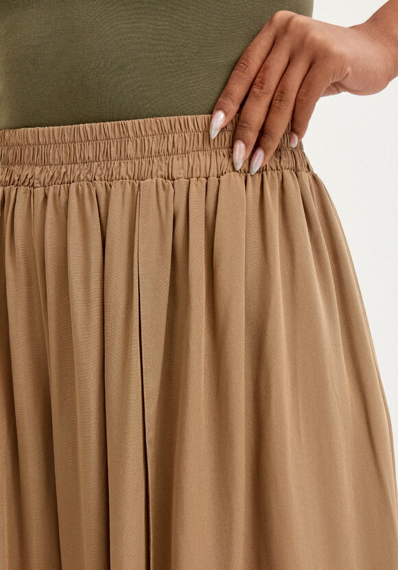 Брюки свободного кроя с запахом шир.  580, рис. 6