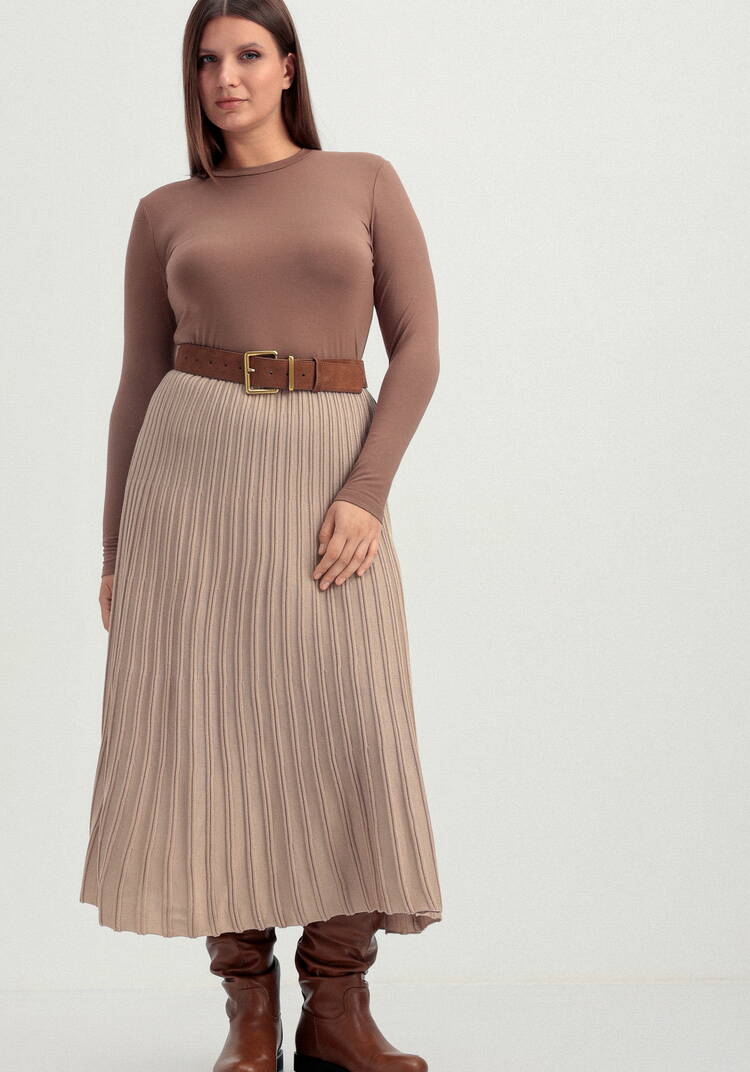 Юбка A-образного силуэта с имитацией плиссе шир.  750, рис. 9