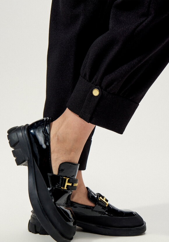 Брюки джоггеры с съемным клапаном шир.  580, рис. 6