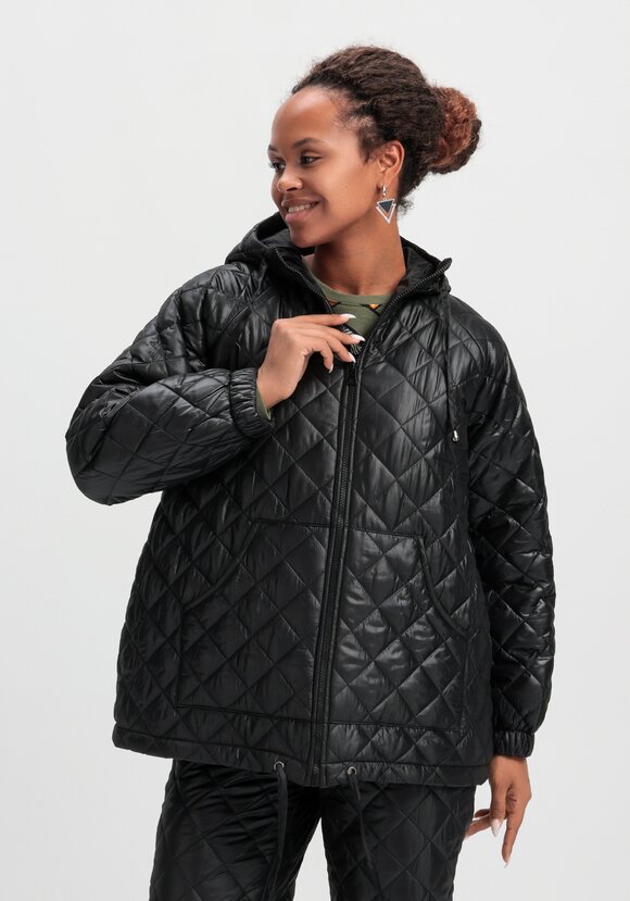 Куртка стёганая с капюшоном шир.  580, рис. 1