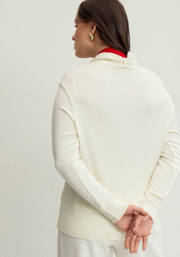 Джемпер со съемным бантом шир.  580, рис. 3