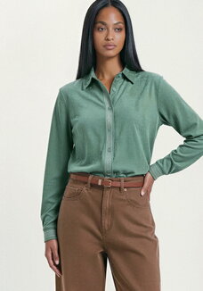 Рубашка из микровельвета с вышивкой