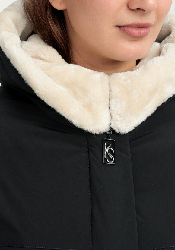 Куртка с меховым капюшоном на молнии шир.  580, рис. 5