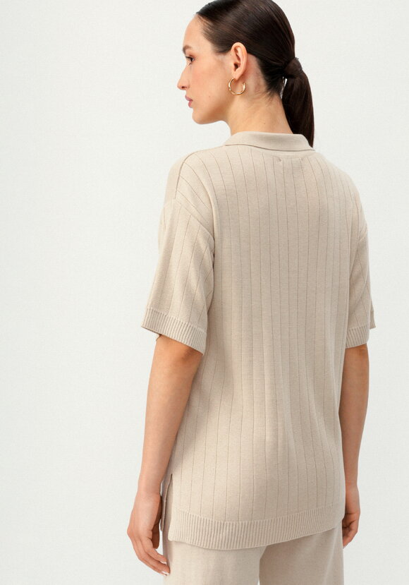 Поло удлиненное с вертикальной полосой шир.  580, рис. 3