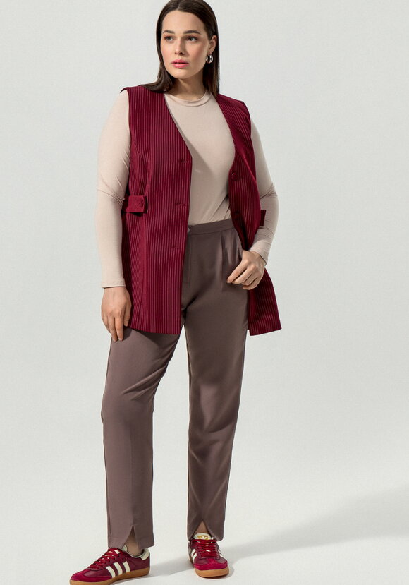 Брюки прямого кроя с разрезами шир.  580, рис. 6