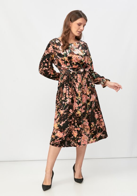 Платье с цветочным принтом из бархата шир.  580, рис. 8