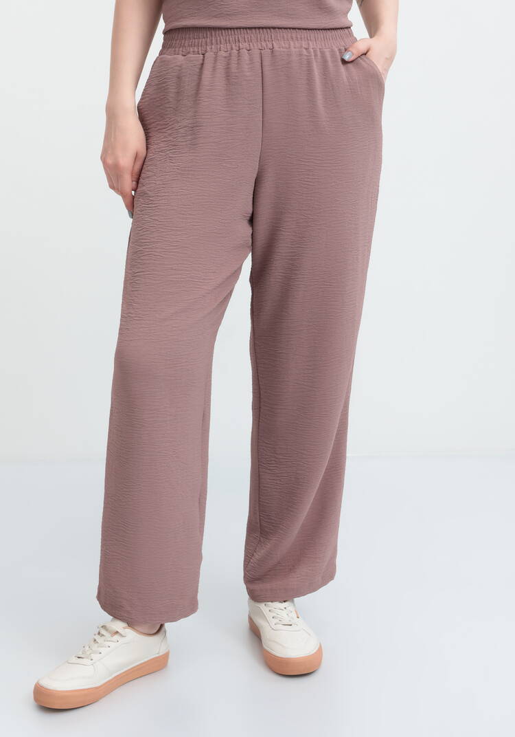 Костюм элегантный с брюками шир.  750, рис. 12