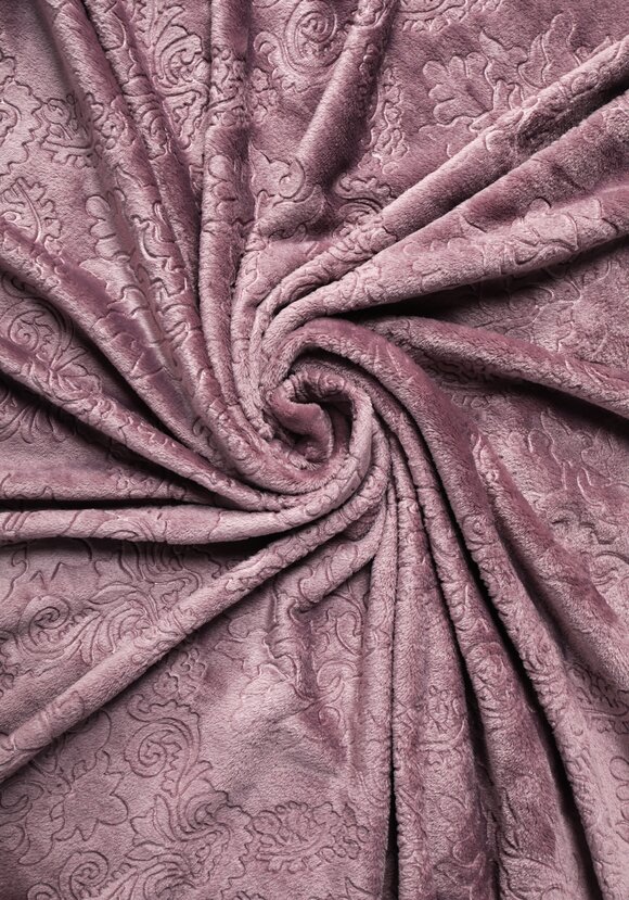 Покрывало-плед с выбитым рисунком шир.  580, рис. 5