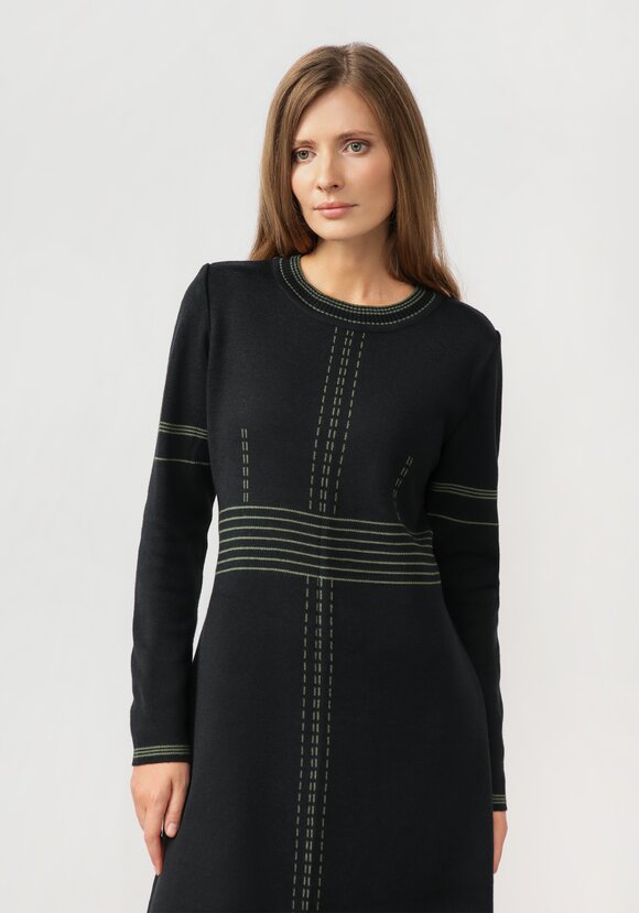 Платье миди с длинным рукавом и разрезом шир.  580, рис. 9