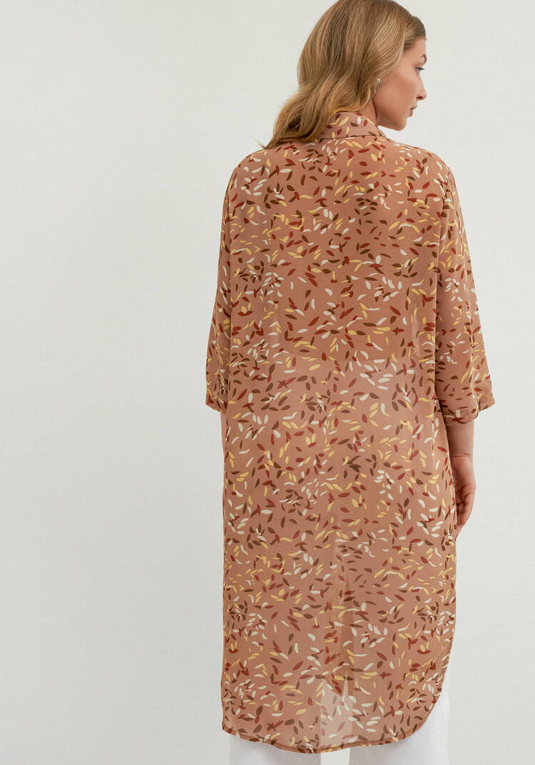 Рубашка с рукавом 7/8 и патами шир.  750, рис. 30