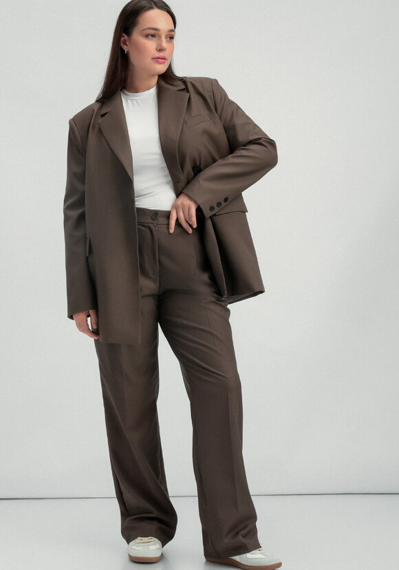 Брюки со стрелками и резинкой по поясу шир.  580, рис. 16