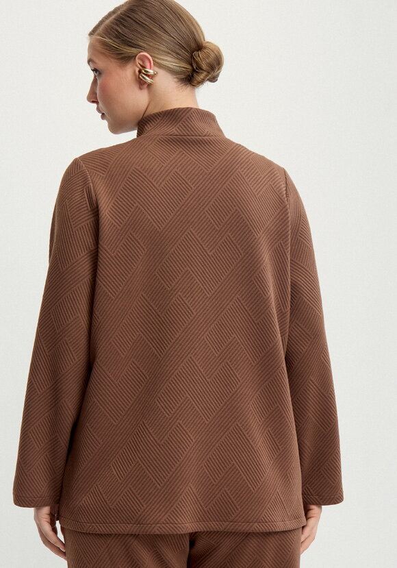 Кардиган на молнии с фактурным принтом шир.  580, рис. 9