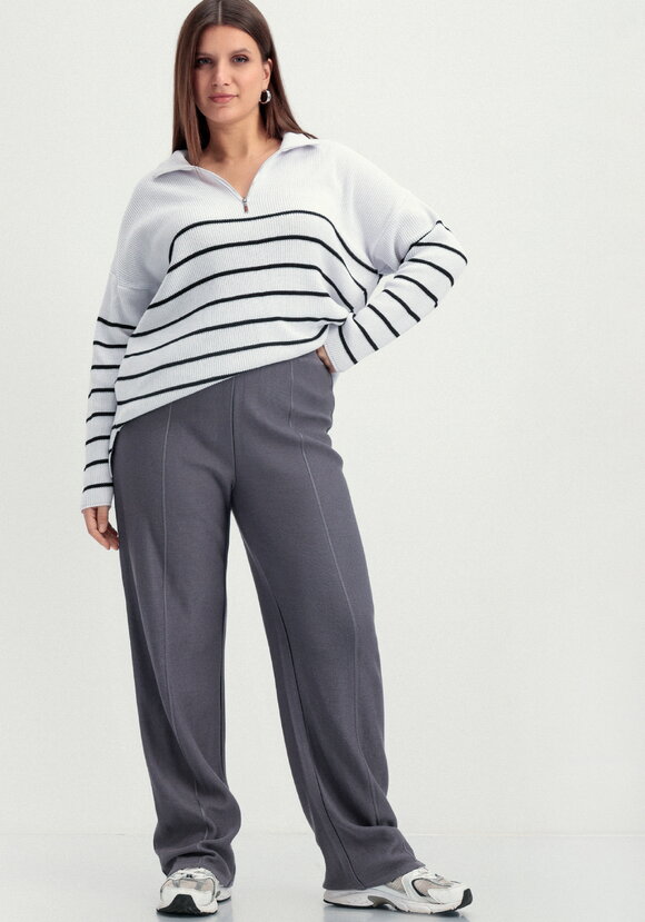 Брюки прямые вязаные со стрелкой шир.  580, рис. 20