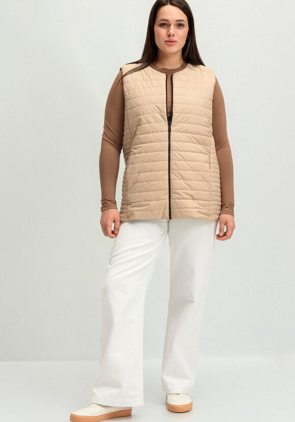 Жилет двухсторонний на молнии шир.  580, рис. 8