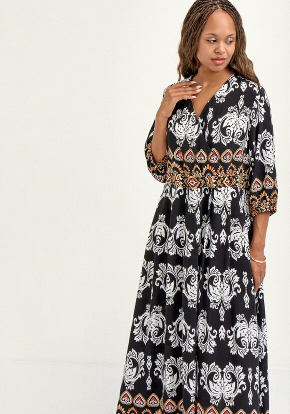 Платье с  рисунком шир.  580, рис. 2