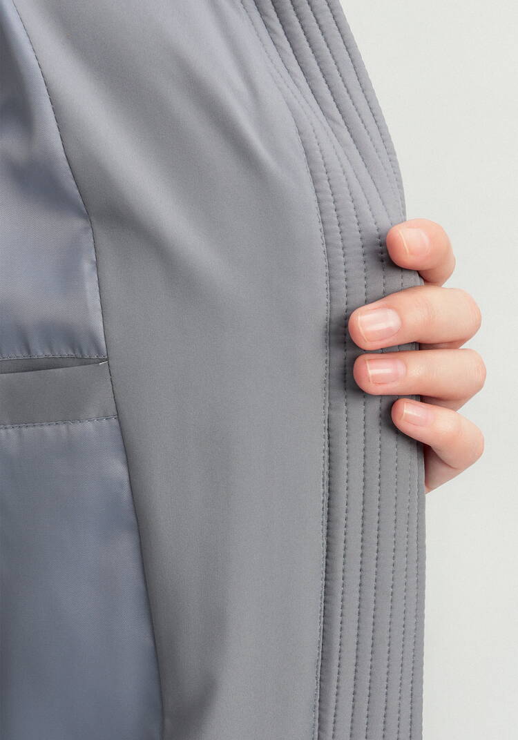 Пуховик с боковыми карманами на молнии шир.  750, рис. 41