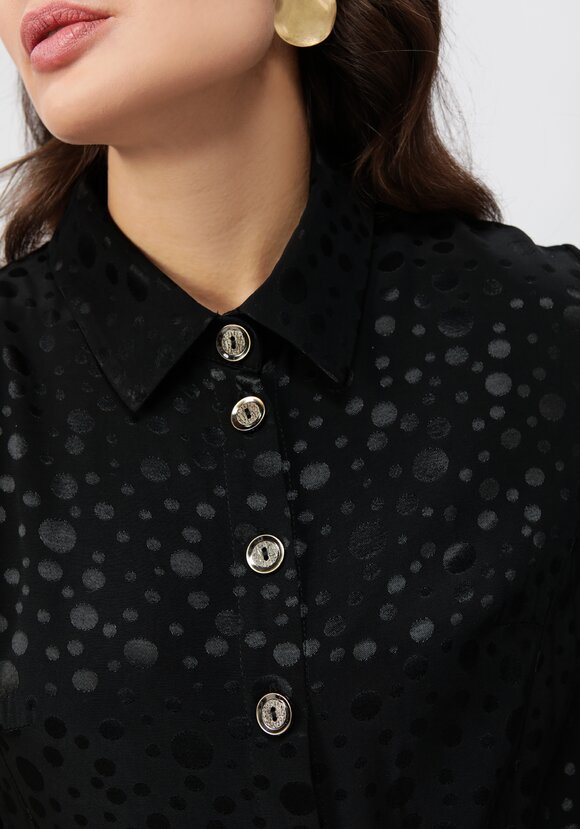 Платье на пуговицах со складками на юбке шир.  580, рис. 12