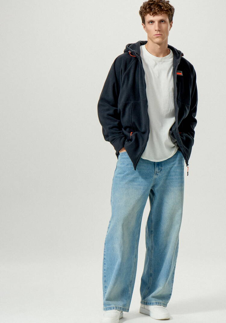 Толстовка с капюшоном и карманами на молнии шир.  750, рис. 15